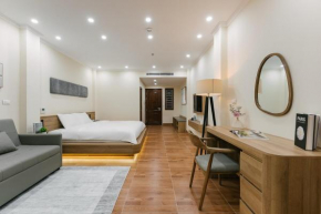 Railway Apartment Suite 4FL Old Quarter HoanKiem Lake